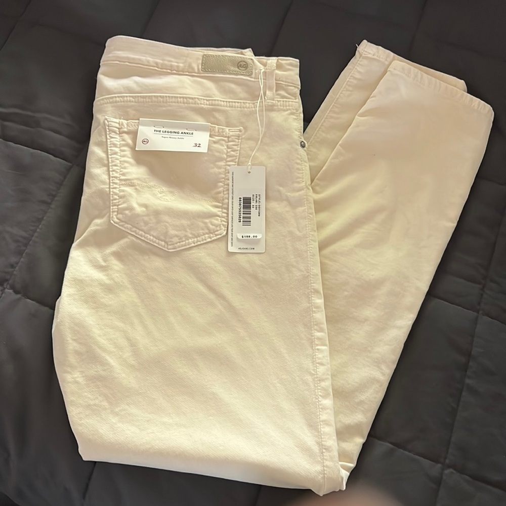 AG Adriano Goldschmied “The Legging Ankle” Super Skinny